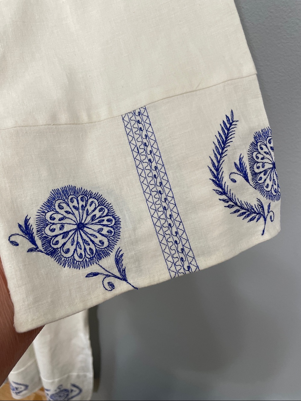 Soft Surroundings Linen Blend Maxi Peasant Caftan/ Dress Blue Embroidery Accents - Picture 4 of 13